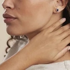 Histoire D'Or Boucles D'oreilles Puces Vladimir Or Blanc Saphir Et Diamant -Boucles d'oreilles pendantes Soldes Boutique B3OFBSB280 model0