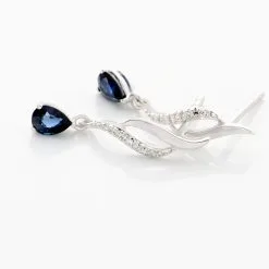 Histoire D'Or Boucles D'oreilles Puces Nolia Or Blanc Saphir Et Diamant 6 Histoire D'Or Boucles D'oreilles Puces Nolia Or Blanc Saphir Et Diamant -Boucles d'oreilles pendantes Soldes Boutique B3OFBSB298 view2