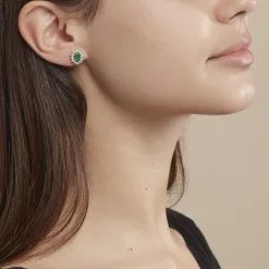 Histoire D'Or Boucles D'oreilles Puces Vladimir Or Jaune Diamant Et Emeraude 7 Histoire D'Or Boucles D'oreilles Puces Vladimir Or Jaune Diamant Et Emeraude -Boucles d'oreilles pendantes Soldes Boutique B3OFJEV077 model0