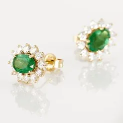 Histoire D'Or Boucles D'oreilles Puces Vladimir Or Jaune Diamant Et Emeraude 6 Histoire D'Or Boucles D'oreilles Puces Vladimir Or Jaune Diamant Et Emeraude -Boucles d'oreilles pendantes Soldes Boutique B3OFJEV077 view2