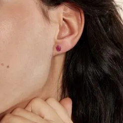 Histoire D'Or Boucles D'oreilles Puces Ovale Or Jaune Rubis 9 Histoire D'Or Boucles D'oreilles Puces Ovale Or Jaune Rubis -Boucles d'oreilles pendantes Soldes Boutique B3OFJRR017 model1