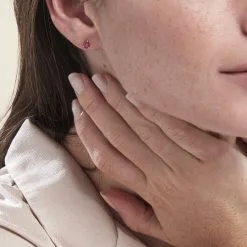 Histoire D'Or Boucles D'oreilles Puces Or Jaune Isador Rubis -Boucles d'oreilles pendantes Soldes Boutique B3OFJRR125 model0