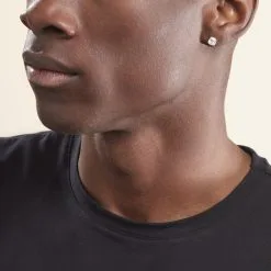 Histoire D'Or Boucles D'oreilles Puces Doreen Carre Or Jaune Oxyde De Zirconium -Boucles d'oreilles pendantes Soldes Boutique B3OFJZW262 model1